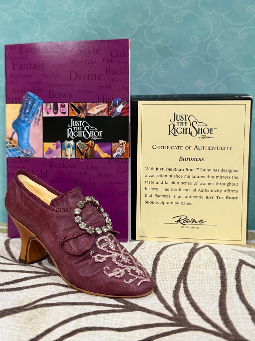 Just the Right Shoe “Baroness” #25085 (1999) Collectible Shoe